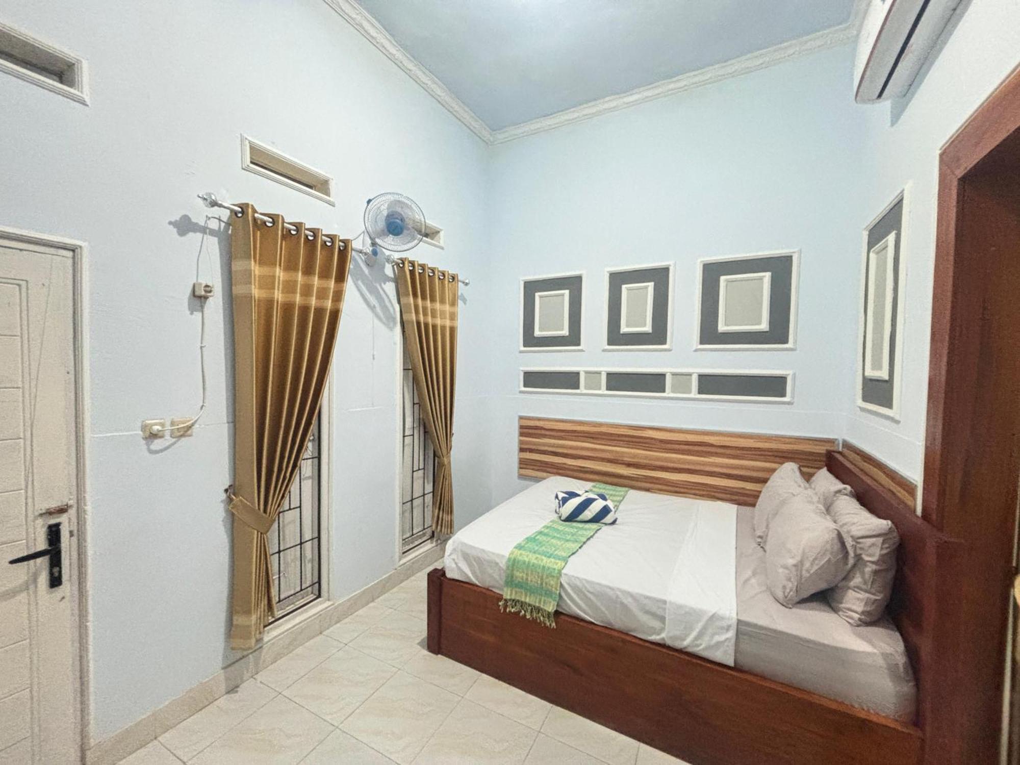 Banera Gili Homestay กีลีตราวางัน ภายนอก รูปภาพ